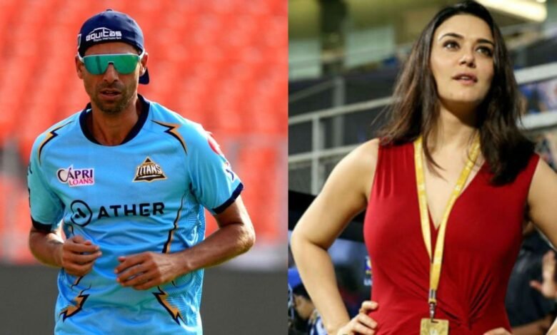 Ashish Nehra Gujarat Titans